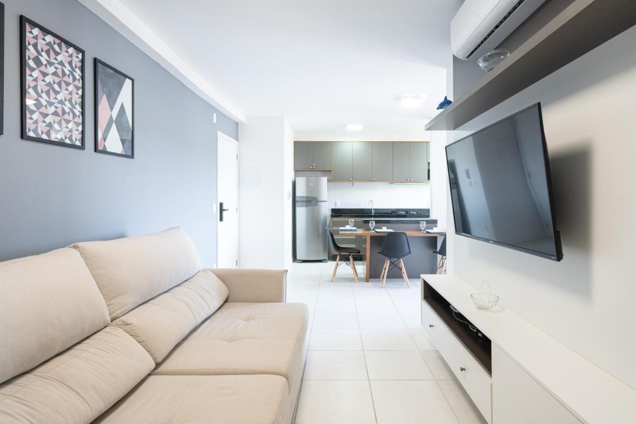 Completos: Family-friendly With Pool And Bbq Near Beto Carreiro Apartment