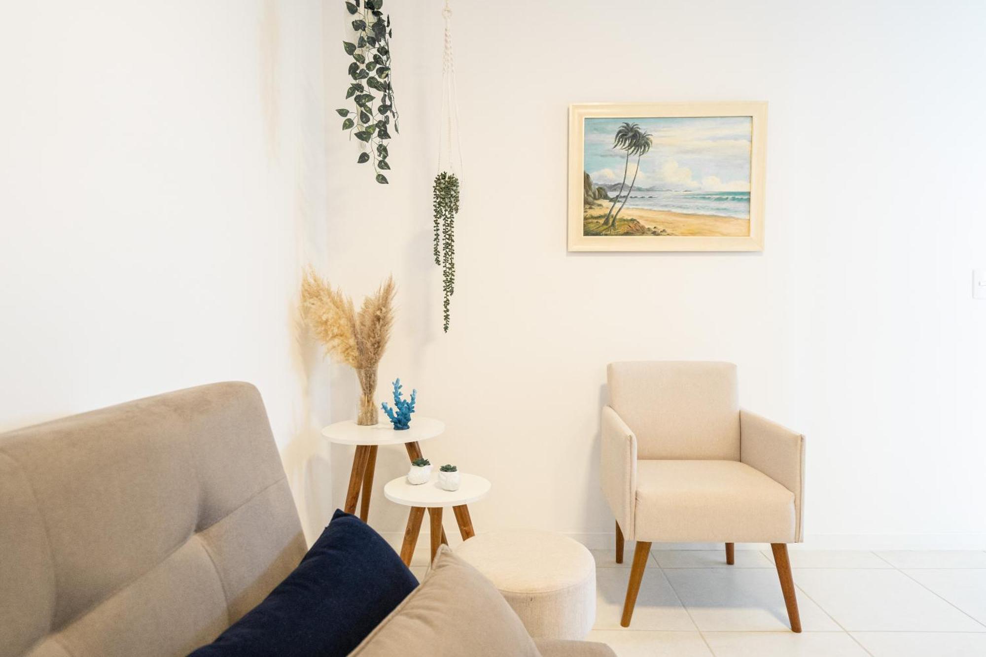 Completos: Family-friendly With Pool And Bbq Near Beto Carreiro Apartment *